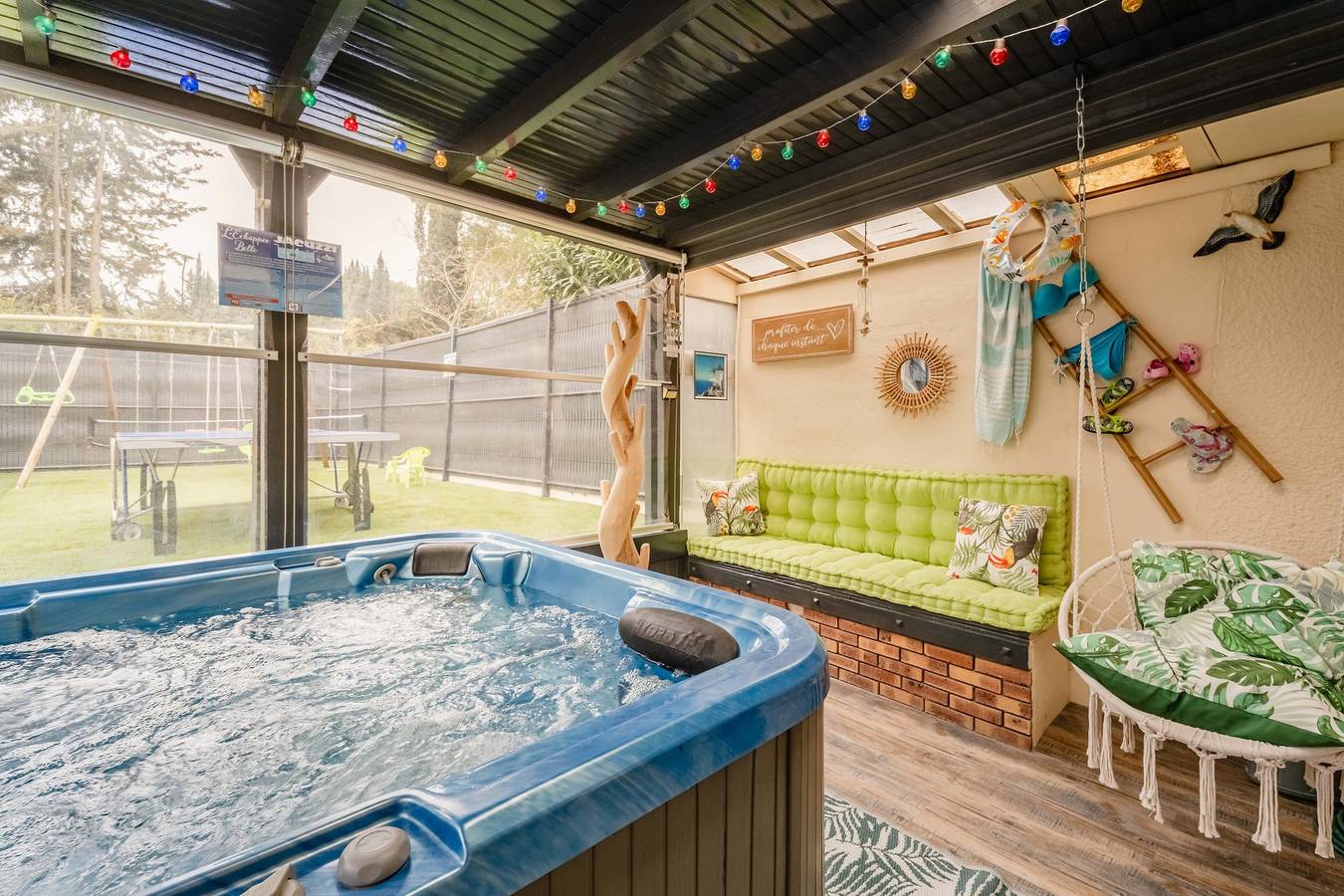 Un refugio de paz a 2 minutos de la Ciudad Medieval de Carcasona con piscina privada, jacuzzi, wifi y aire acondicionado in Carcasona, Región de Carcassonne