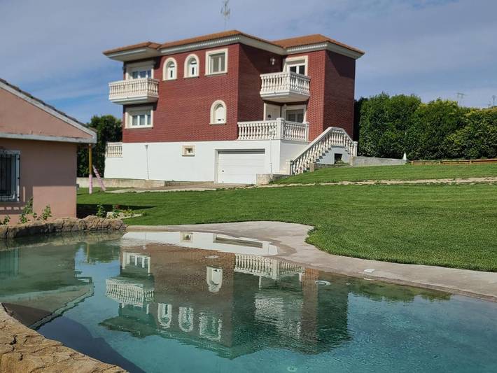 Chalet para 7 personas, con piscina además de jardín y vistas en Provincia de Valladolid - 4