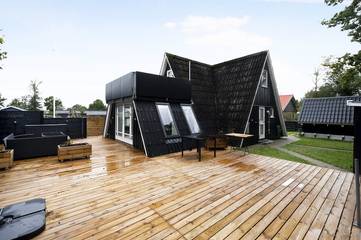 Ferienhaus für 6 Personen, mit Terrasse und Garten in Øster Hurup