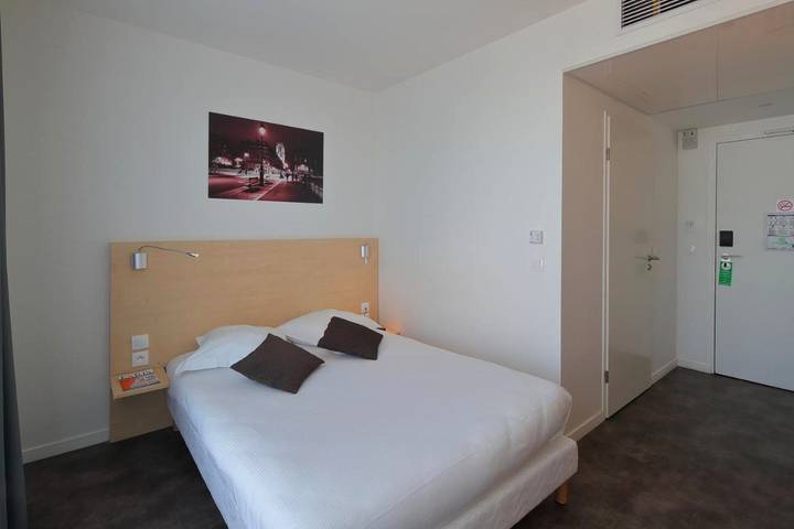 Hôtel pour 4 personnes, avec terrasse et jardin, animaux acceptés