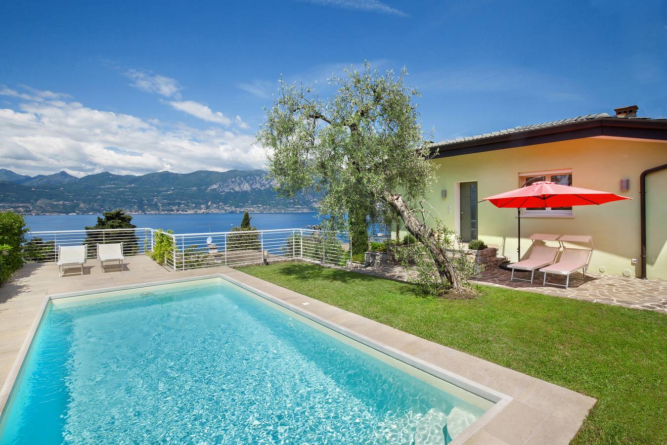 Villa Palladini With Pool in Pai (Lago di Garda), Torri del Benaco
