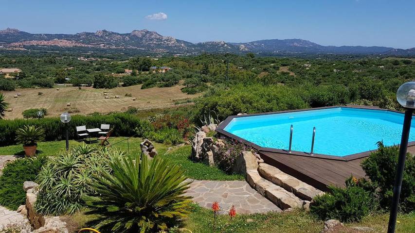 Chambre d’hôte pour 2 personnes, avec piscine ainsi que jardin et vue à Arzachena - 2