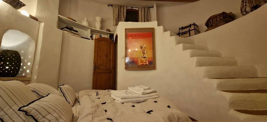 Chambre d’hôte pour 4 personnes, avec jardin ainsi que piscine et jacuzzi, animaux acceptés dans les Bouches-du-Rhône - 4