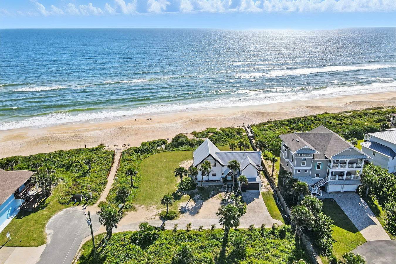 Beach House for 12 People in Florida, USA