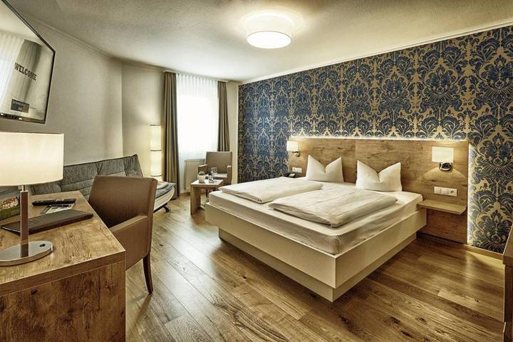 Hotel für 2 Personen, mit Balkon und Terrasse sowie Garten und Ausblick in Edenkoben - 2