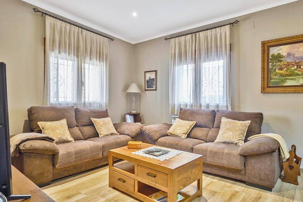 Homerez - House in San Bartolomé de Pinares in San Bartolomé de Pinares, Ávila Region