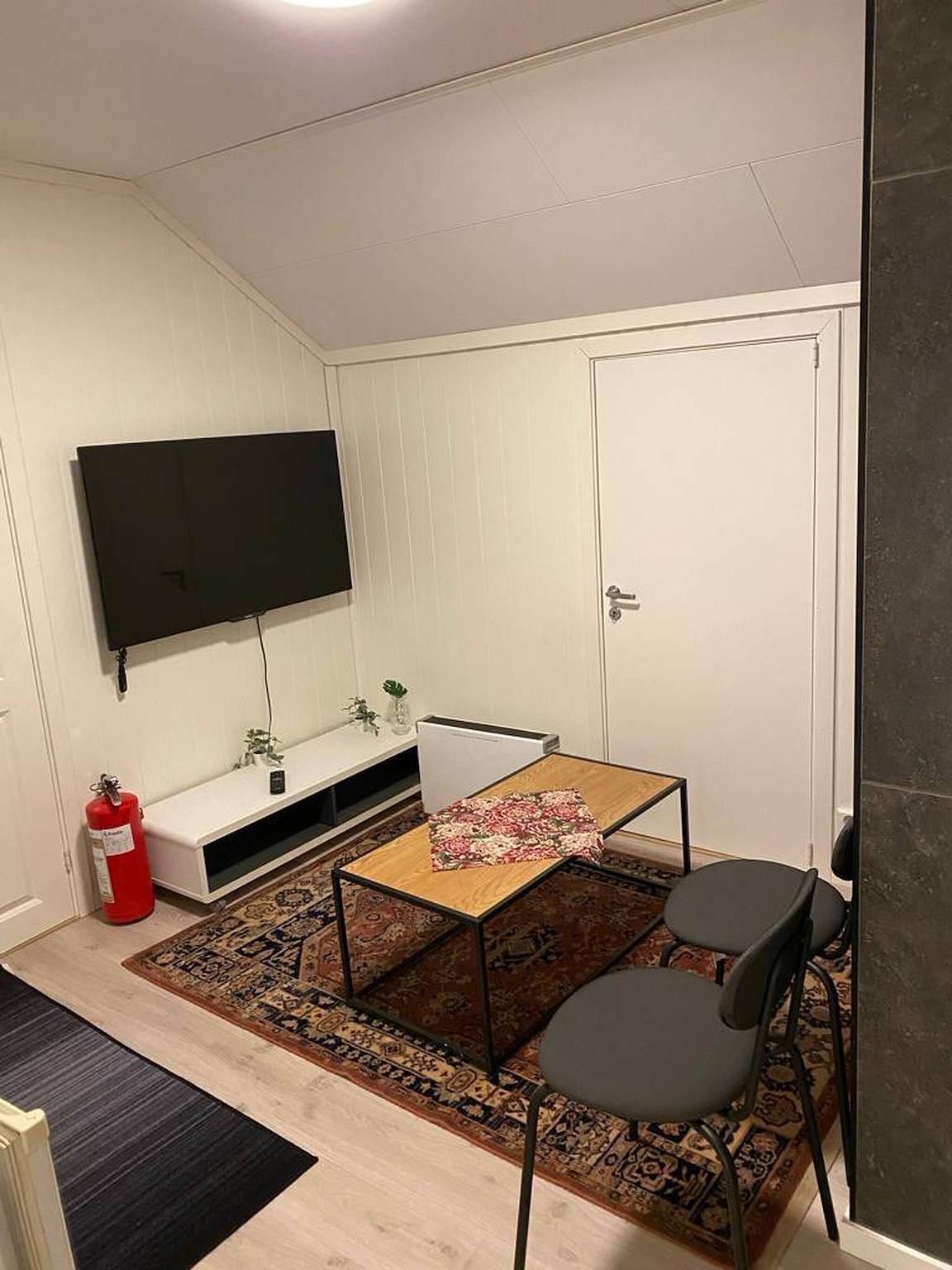 Ganze Wohnung, Charmantes 2-Schlafzimmer im Westen Norwegens, umgeben von Fjorden und Bergen in Sognefjord