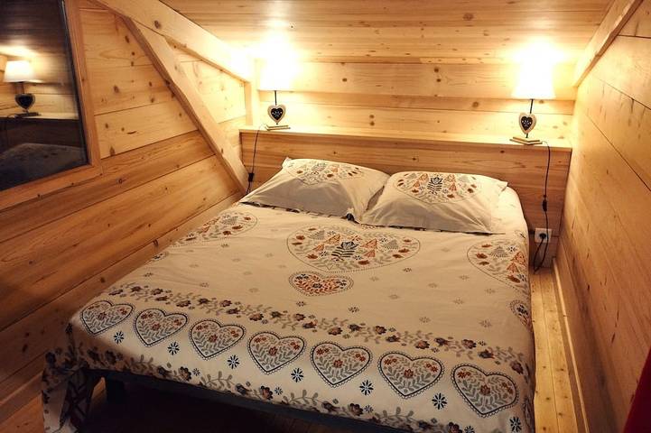 Gîte pour 4 personnes, avec terrasse et jardin à Thônes - 2