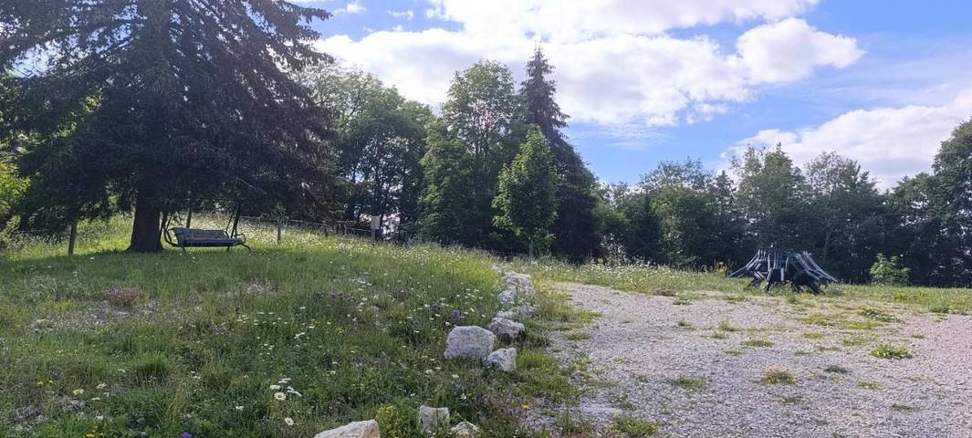 Location de vacances pour 6 personnes, avec Jacuzzi et Jardin ainsi que Sauna et Vue à Septmoncel - 2