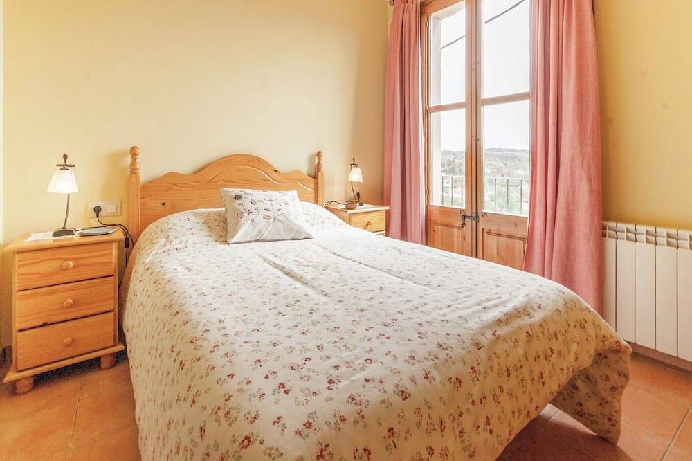 Cottage in Maians met Zeezicht & Zwembad in Castellfollit del Boix, Pla de Bages DO