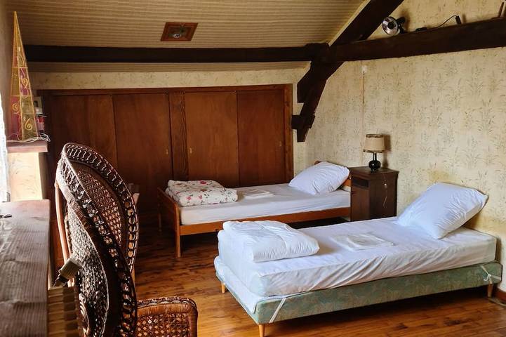 Location de vacances pour 12 personnes, avec jardin et balcon, animaux acceptés à Montayral - 2