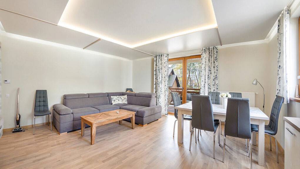 Cały apartament wypoczynkowy, Apartament wakacyjny dla 4 osób z taras in Mielno, Powiat koszaliński