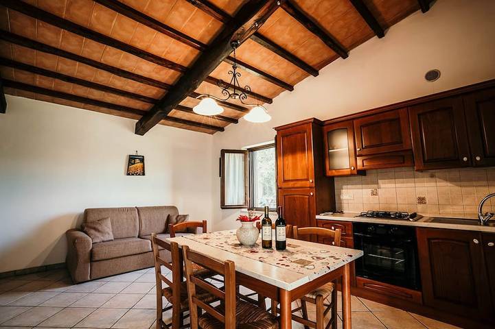 Casa vacanza per 4 persone, con balcone e giardino, con animali domestici - 1