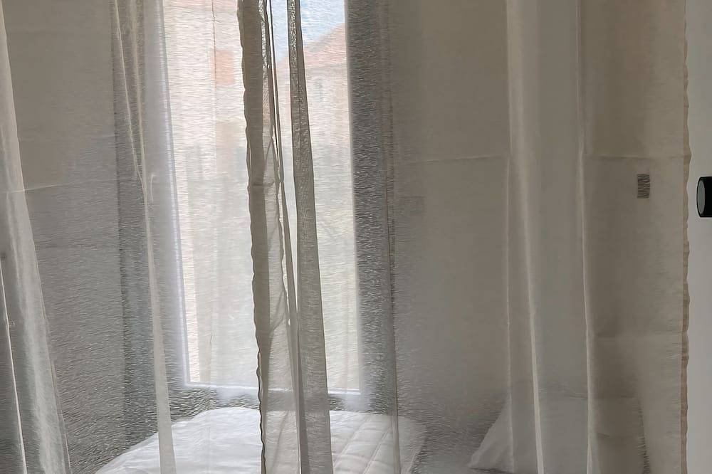Apartamento entero, Beautiful apartment with terrace and garden in Bussy-Saint-Georges, Sena y Marne