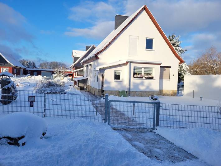 Ferienhaus für 6 Personen, mit Terrasse und Garten in Blankenburg