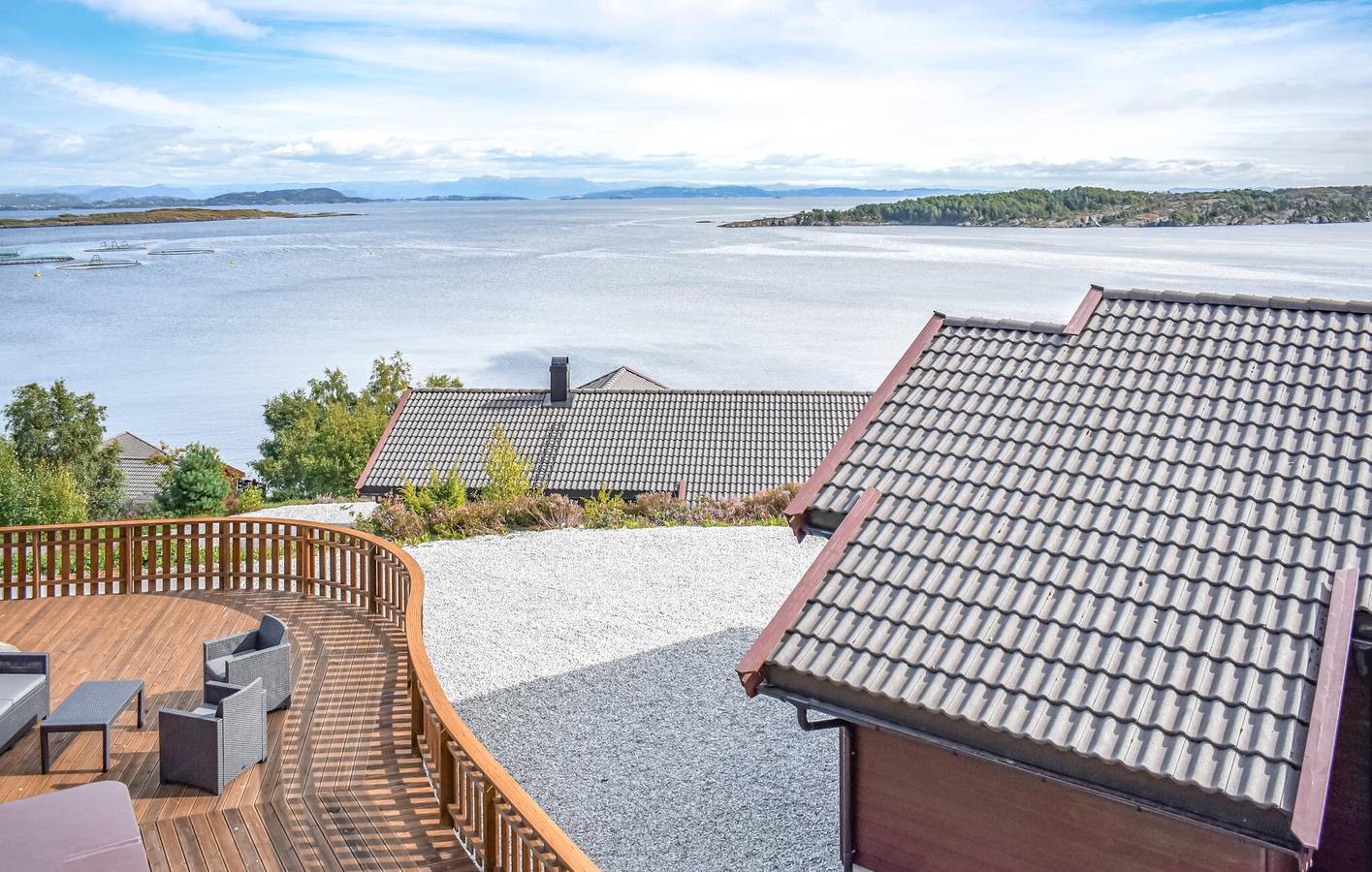 Ferienhaus für 8 Personen mit Garten in Tysvær