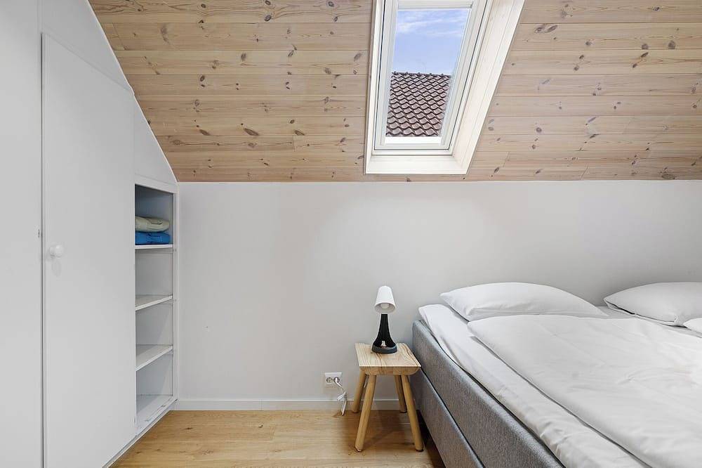 Entire apartment, Charming Rooftop Apartment In Heart Of Stavanger in Storhaug, Stavanger