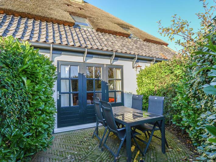 Vakantiehuis voor 4 personen, met Terras en Tuin op Texel