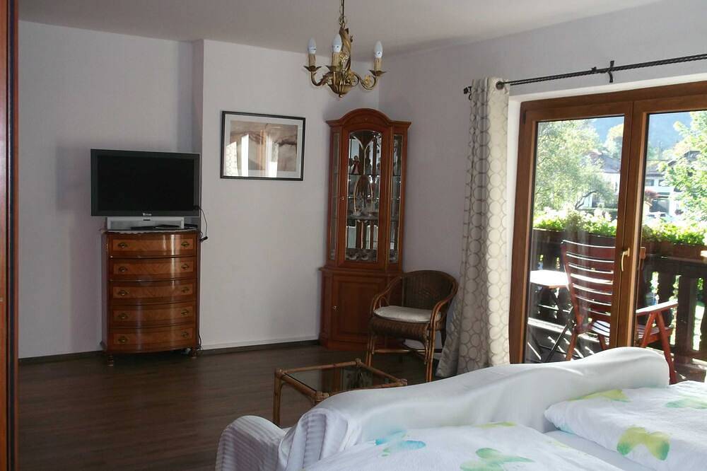 Entire apartment, Vacation apartment Haulle, Kreuth-Scharling am Tegernsee - Holiday apartment in Kreuth, Bavarian Alps