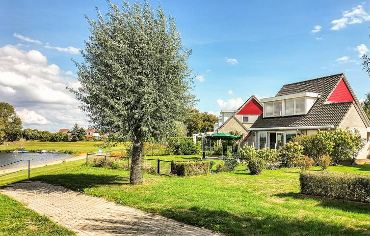 Ferienhaus für 6 Personen, mit Terrasse in Stevensweert