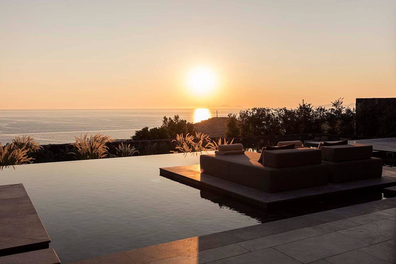 Exquisite Santorini Villa | Villa Selene | 5 Bedrooms | Private Pool with Stunning Sea & Sunset Views | Fitness and Wellness Area | Oia in Ormos Ammoudiou, Oia
