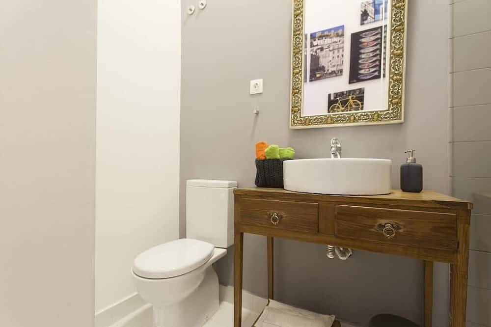 Holiday apartment in Lisbon from £311 per night