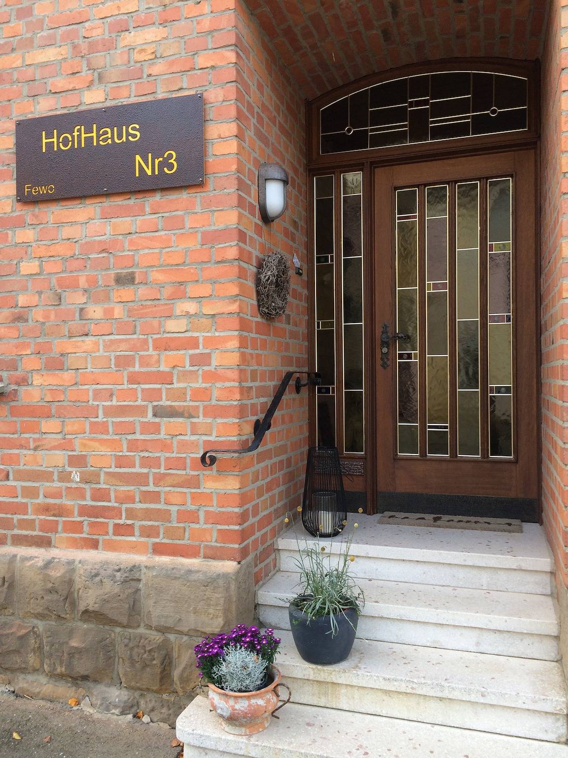 Ganze Wohnung, Apartment 'Hofhausnr3' mit privater Terrasse, Garten und Wlan in Warburg, Kreis Höxter