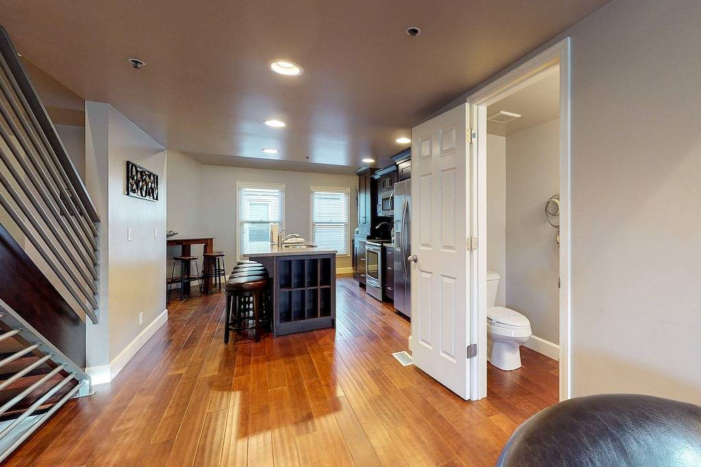 Vacation Apartment for 7 Guests in Park City UT, Utah