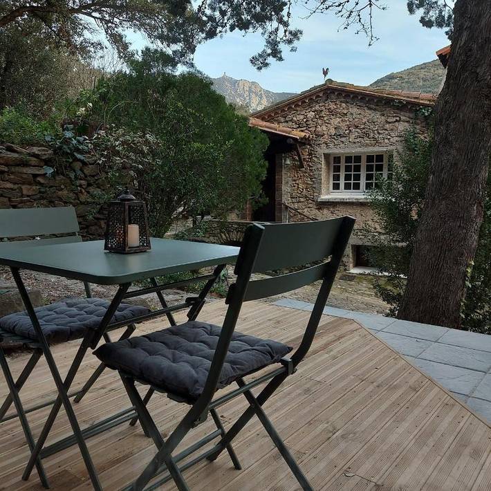 Location de vacances pour 2 personnes, avec vue ainsi que jardin et terrasse à Sorède - 4