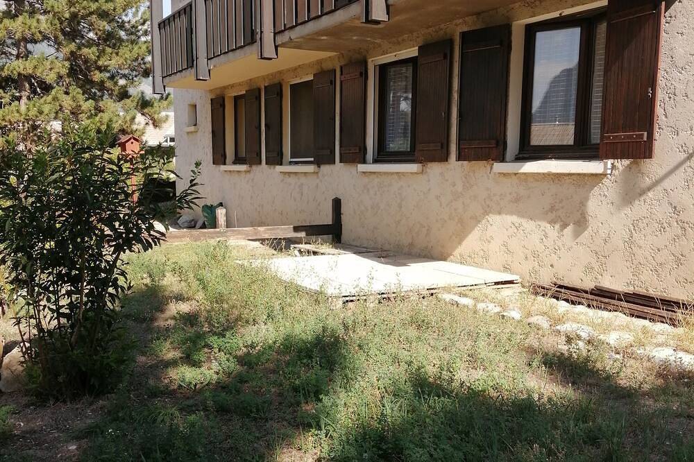 Appartement entier, T2/3 Jardin Lac Et Montagne in Eygliers, Parc national des Écrins