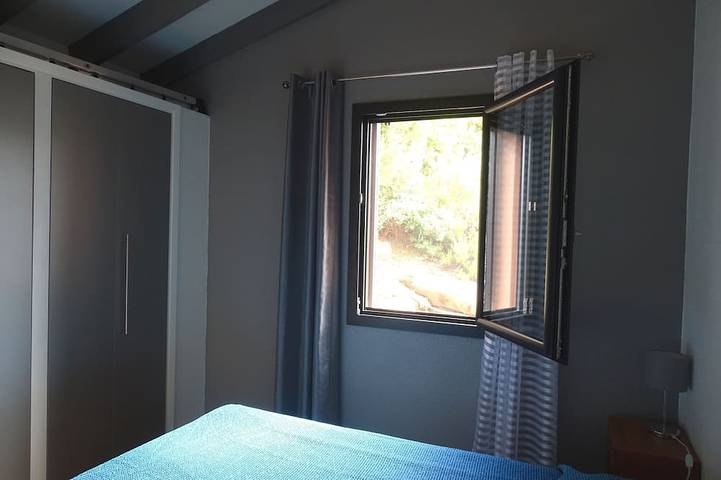 Villa pour 4 personnes, avec jardin ainsi que piscine et terrasse dans Santa Giulia - 2