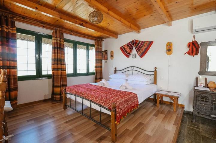 Ferienwohnung für 3 Personen, mit Balkon und Terrasse sowie Garten und Ausblick in Kritsa - 2