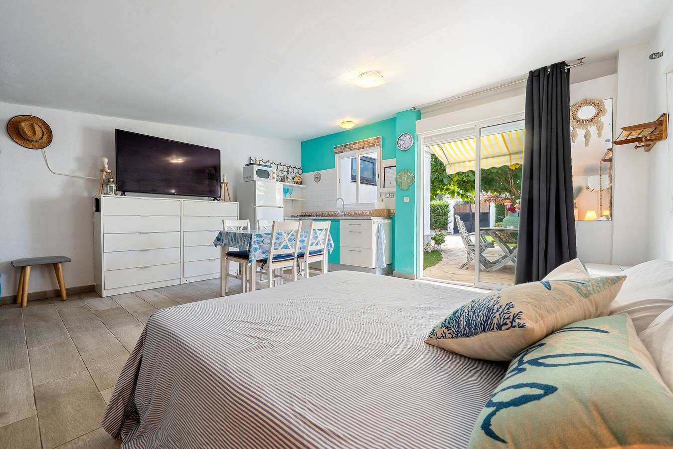 Vakantiehuis 'Preciosa' met Privétuin, Wi-Fi en Airconditioning, foto 13