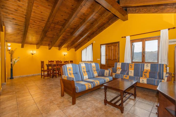 Chalet para 9 personas, con jardín en Valle de Benasque - 3