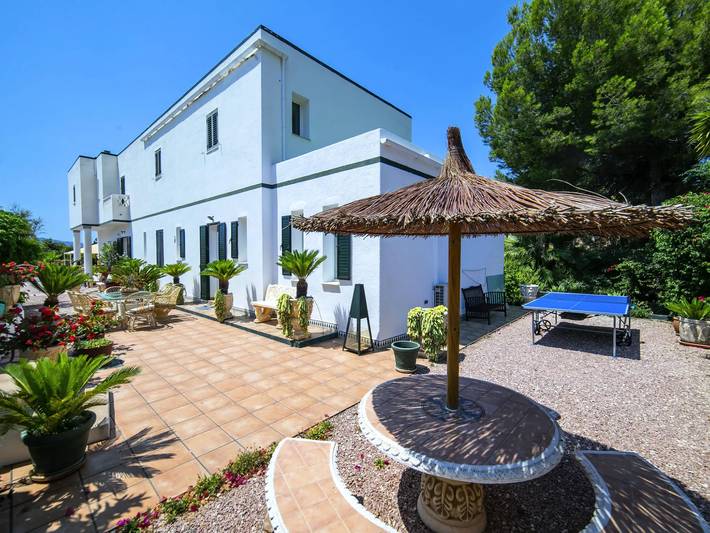 Location de vacances pour 10 personnes, avec Terrasse ainsi que Jardin et Piscine dans Altea La Vieja - 4