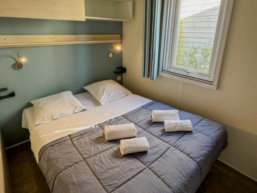 Camping Paradis Au port de l'houmeau. - Mobilhome 4 personnes - 2 chambres Or 4 personnes. in L'Houmeau, Région de La Rochelle