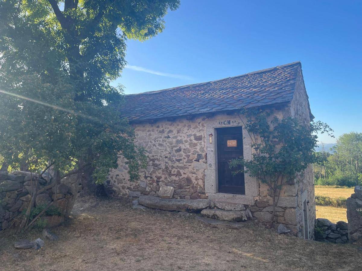 Five-Bedroom House in Enveitg, Parc naturel régional des Pyrénées catalanes