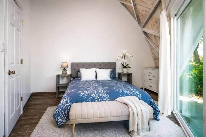 Studio for 2 people, with yard and lake view as well as balcony, kid friendly - 1