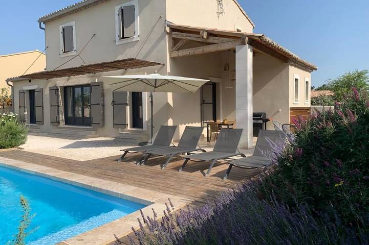Maison de vacances pour 6 personnes, avec Terrasse et Jardin à Maillane