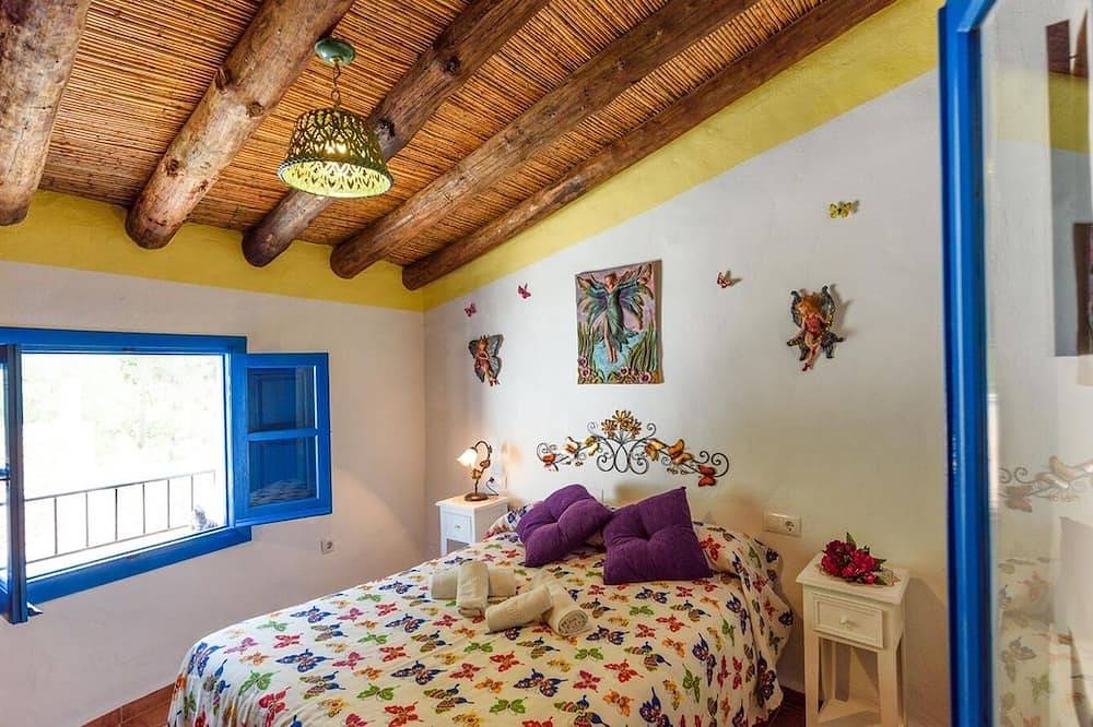 Casita Las Mariposas Frigiliana by Ruralidays in Acebuchal, Cómpeta