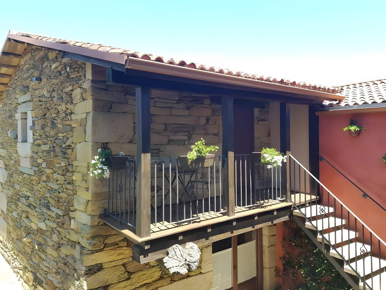 Casa rural 'Aldea Rural A Cortiña Apartamento 2' con vistas a la montaña, piscina compartida y Wi-Fi in Castrelo del Valle, Provincia de Orense