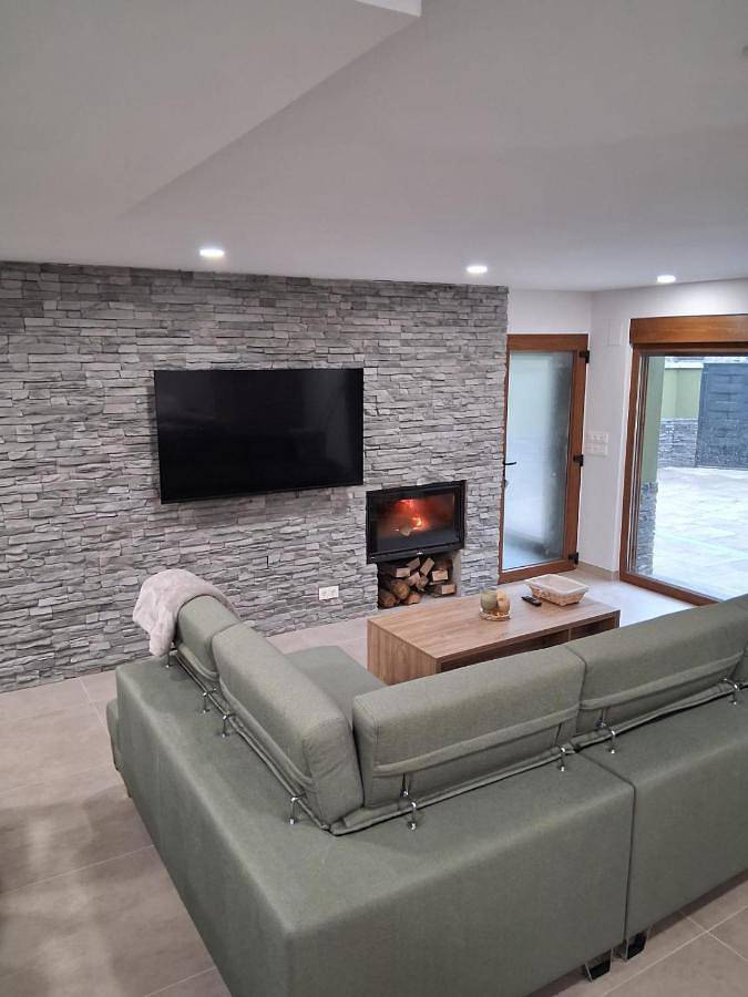 Casa rural para 14 personas, con jardín además de piscina y jacuzzi en Provincia de Palencia - 3