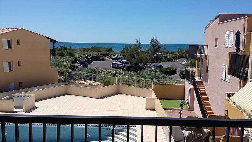 Appartement de vacances pour 4 personnes, avec Balcon ainsi que Terrasse et Piscine