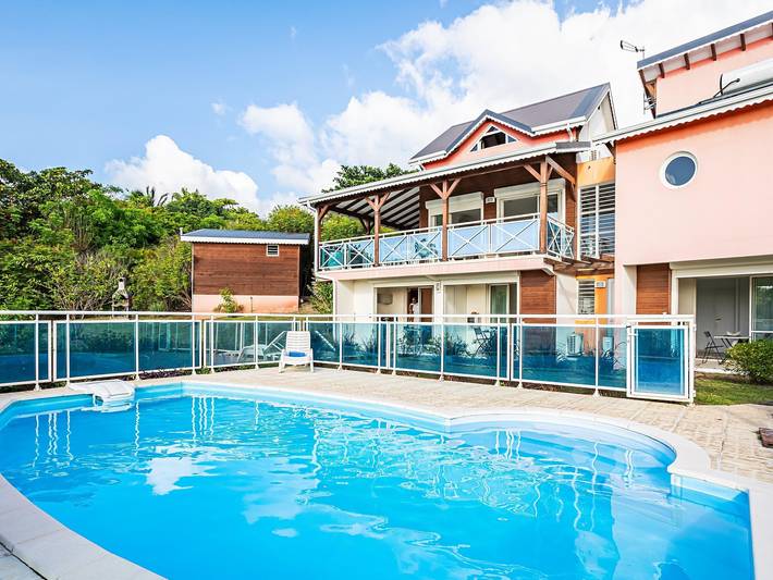 Villa pour 17 personnes, avec terrasse ainsi que piscine et jardin à Deshaies - 2