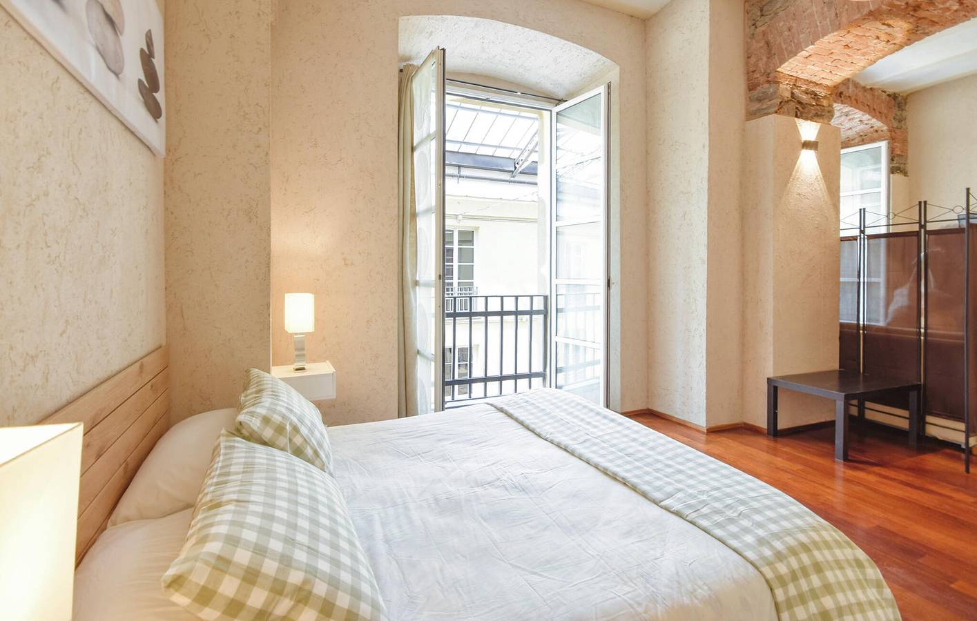 Geheel vakantieappartement, Appartement in Genua met WiFi & AC - 1km van het centrum in Genua (Stad), Genua