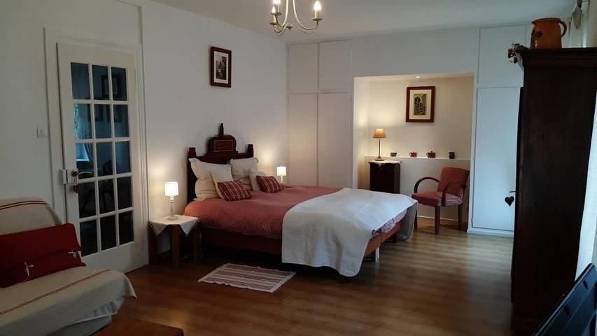 Chambre d’hôte pour 4 personnes, avec jardin, animaux acceptés