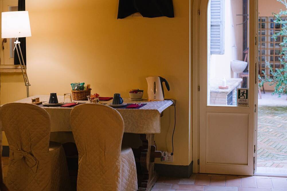 Suite a Palazzo, centro storico, a 7km dal mare. in Fermo (Villaggio), Fermo