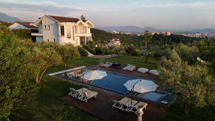 Villa mit pool für 10 Personen, mit Pool und Ausblick sowie Garten in Albanien