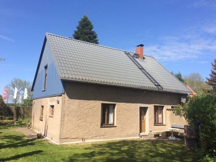Ferienhaus für 5 Personen, mit Garten und Terrasse, kinderfreundlich in Altefähr