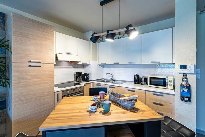 Apartamento entero, Apartamento de vacaciones para 4 personas con balcón in Moriani-Plage, Región de Corte